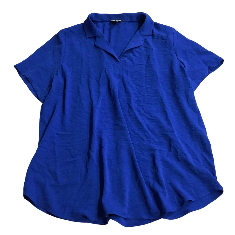 Top Short Sleeve By Hilary Radley In Blue, Size: Xl